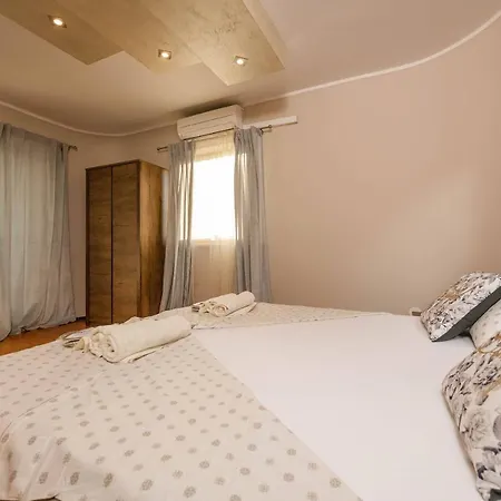 Zorica Villa *