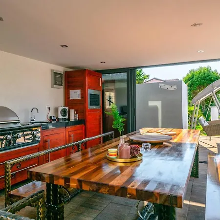 Zorica فيلة بوريتش